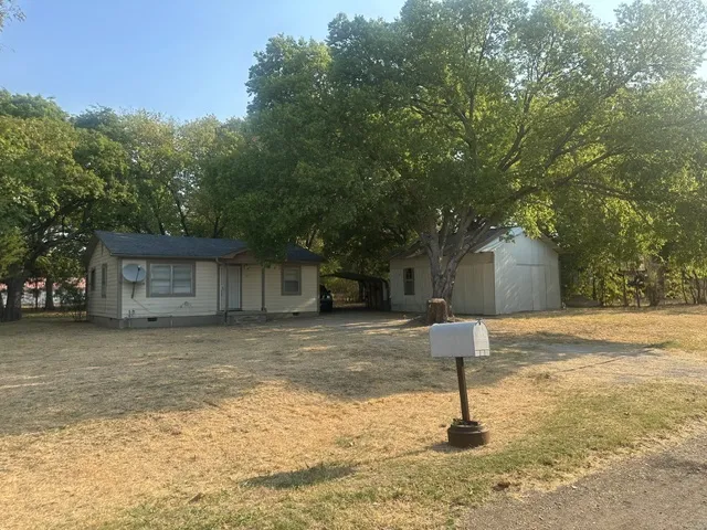 301 Pine Street Marietta, OK 73448