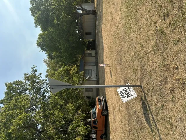 301 Pine Street Marietta, OK 73448