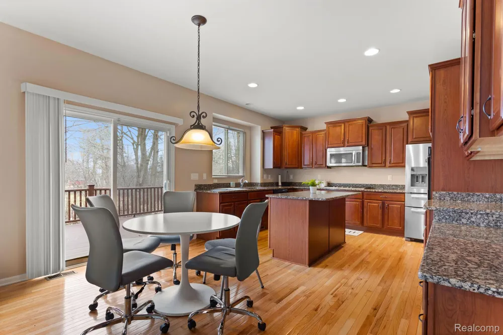 18994 GRANDE VISTA DRIVE Northville Township, MI 48168