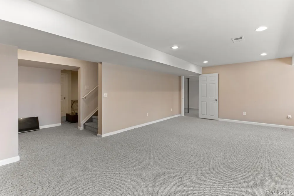 18994 GRANDE VISTA DRIVE Northville Township, MI 48168