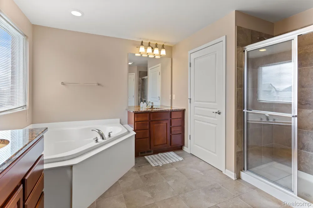 18994 GRANDE VISTA DRIVE Northville Township, MI 48168