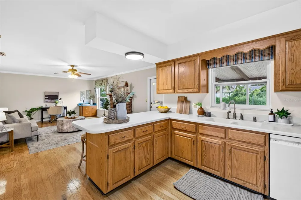 614 SYLVAN DRIVE Brandon, FL 33510