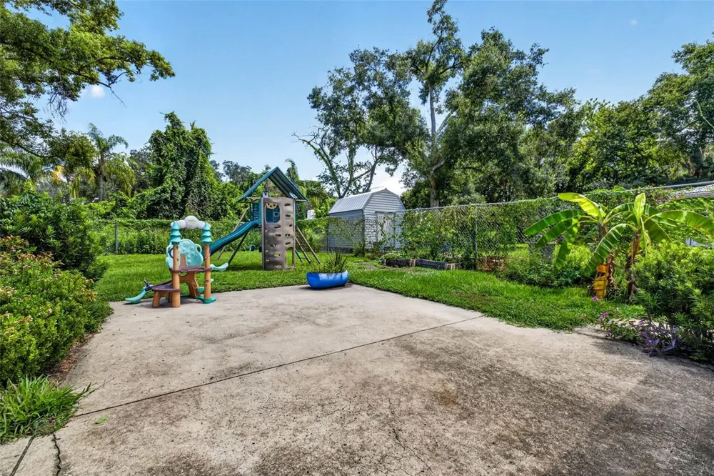 614 SYLVAN DRIVE Brandon, FL 33510