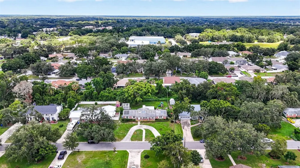 614 SYLVAN DRIVE Brandon, FL 33510