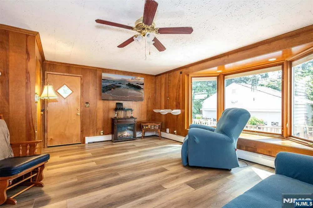 325 Terhune Avenue Passaic, NJ 07055