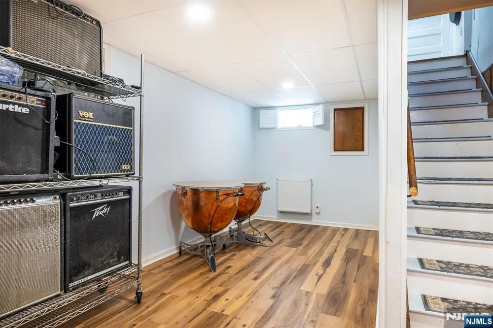 325 Terhune Avenue Passaic, NJ 07055