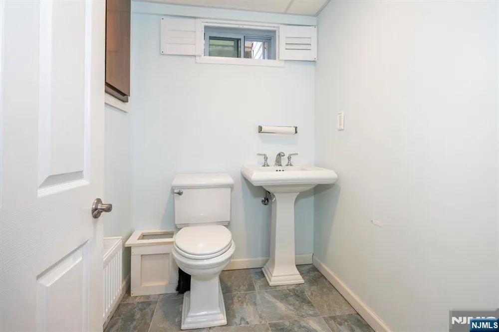325 Terhune Avenue Passaic, NJ 07055