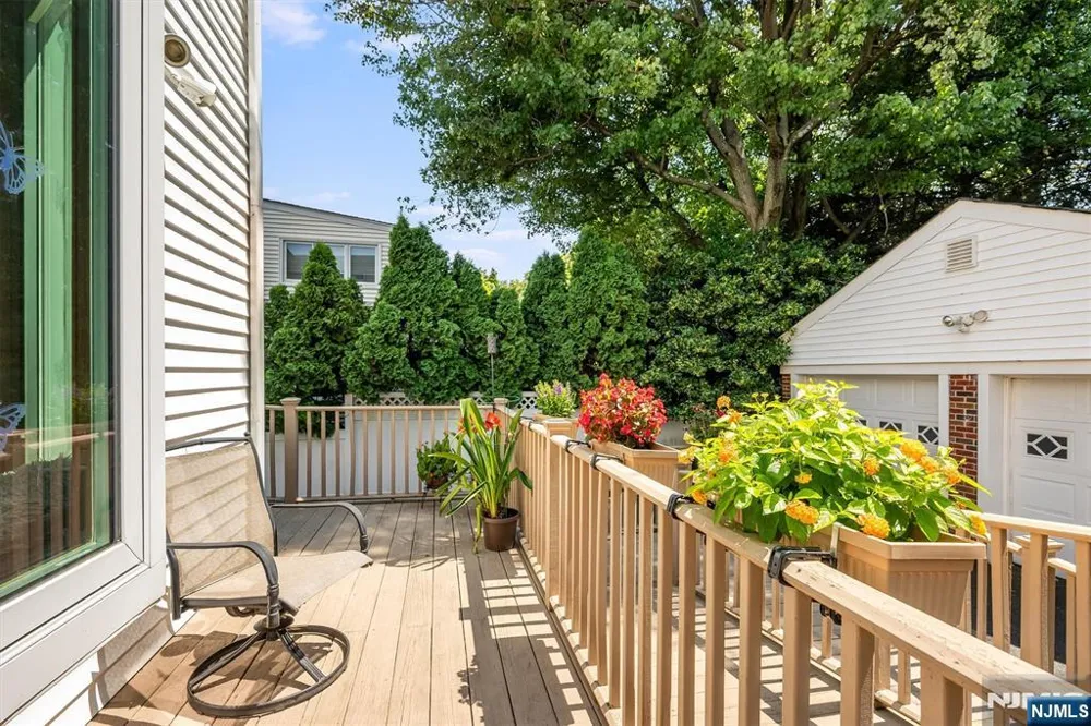 325 Terhune Avenue Passaic, NJ 07055