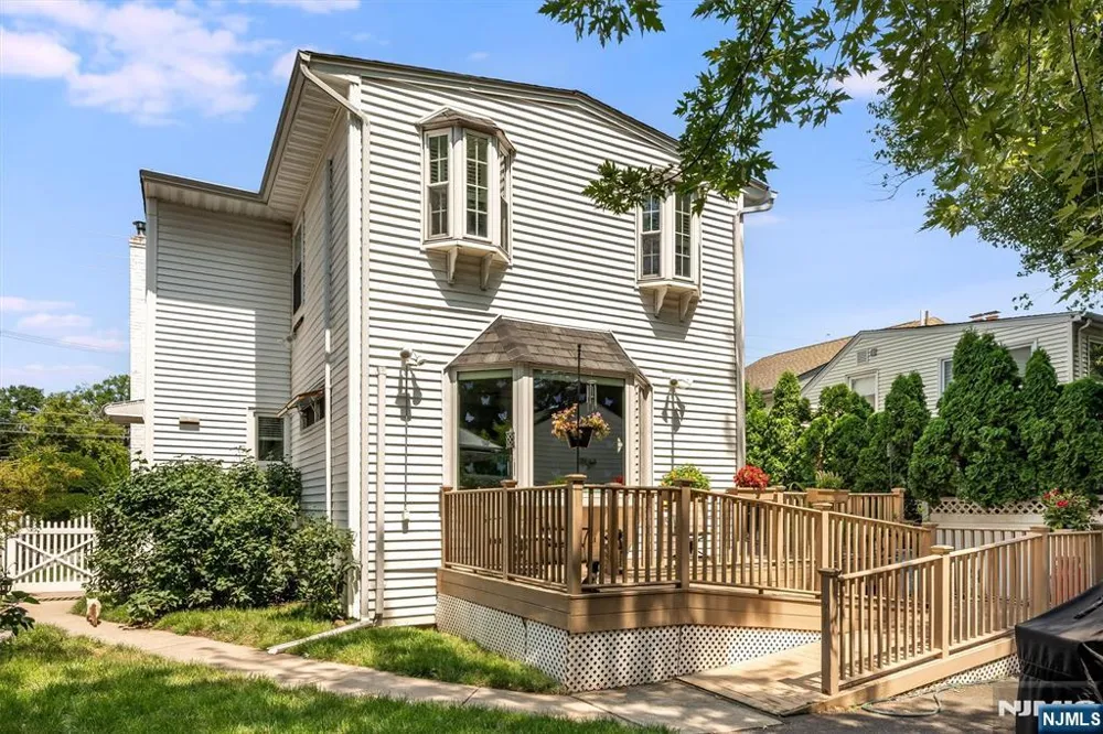 325 Terhune Avenue Passaic, NJ 07055