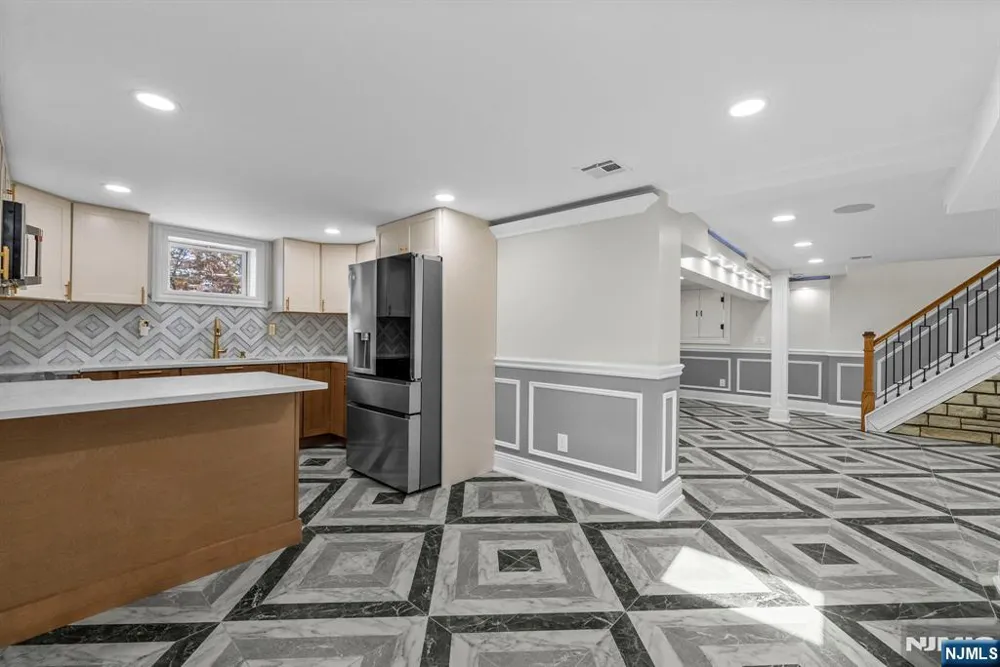 45 Dietrich Lane North Haledon, NJ 07508