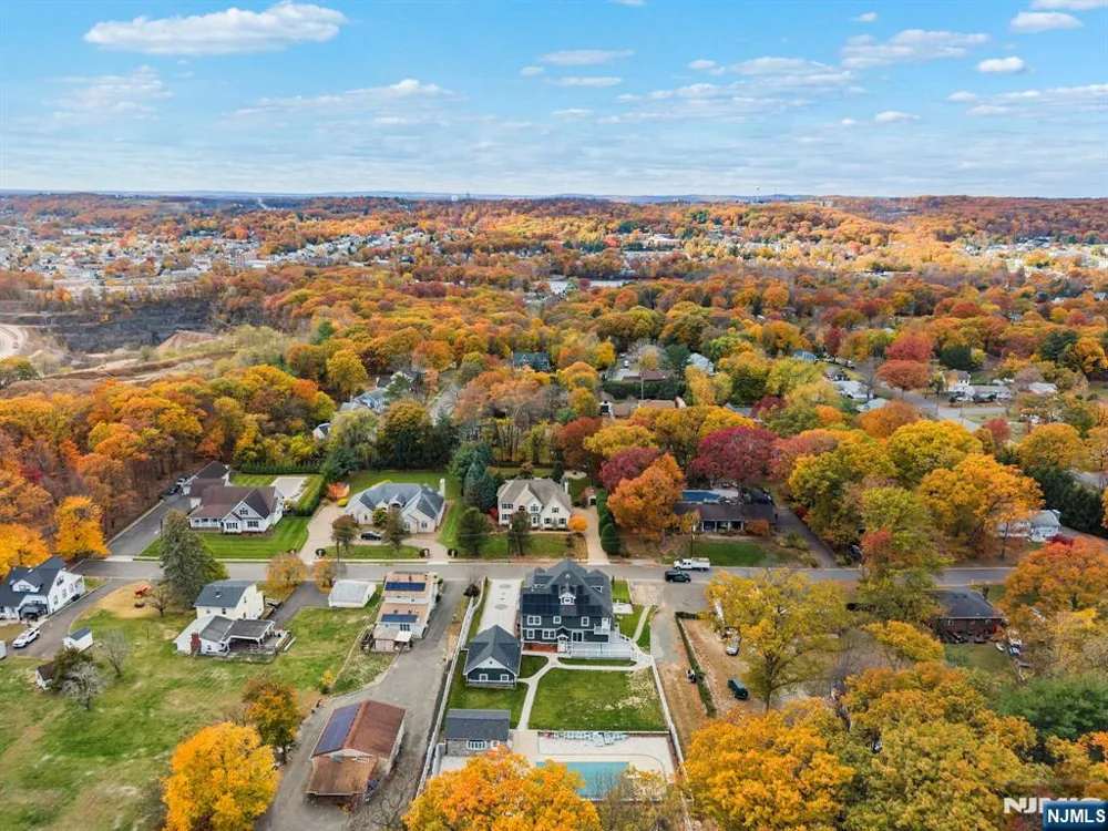 45 Dietrich Lane North Haledon, NJ 07508