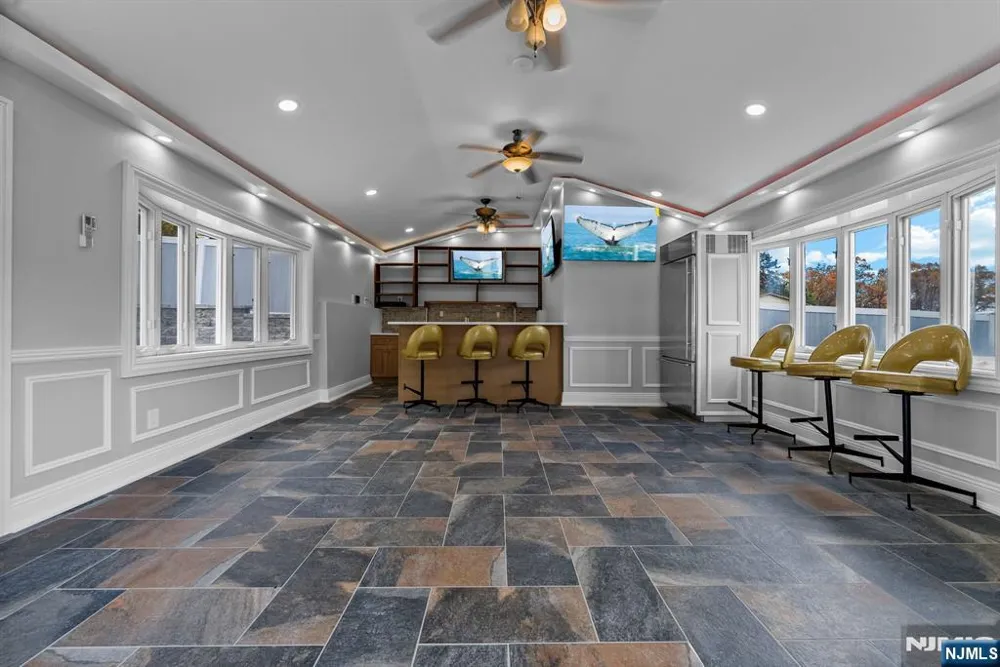 45 Dietrich Lane North Haledon, NJ 07508