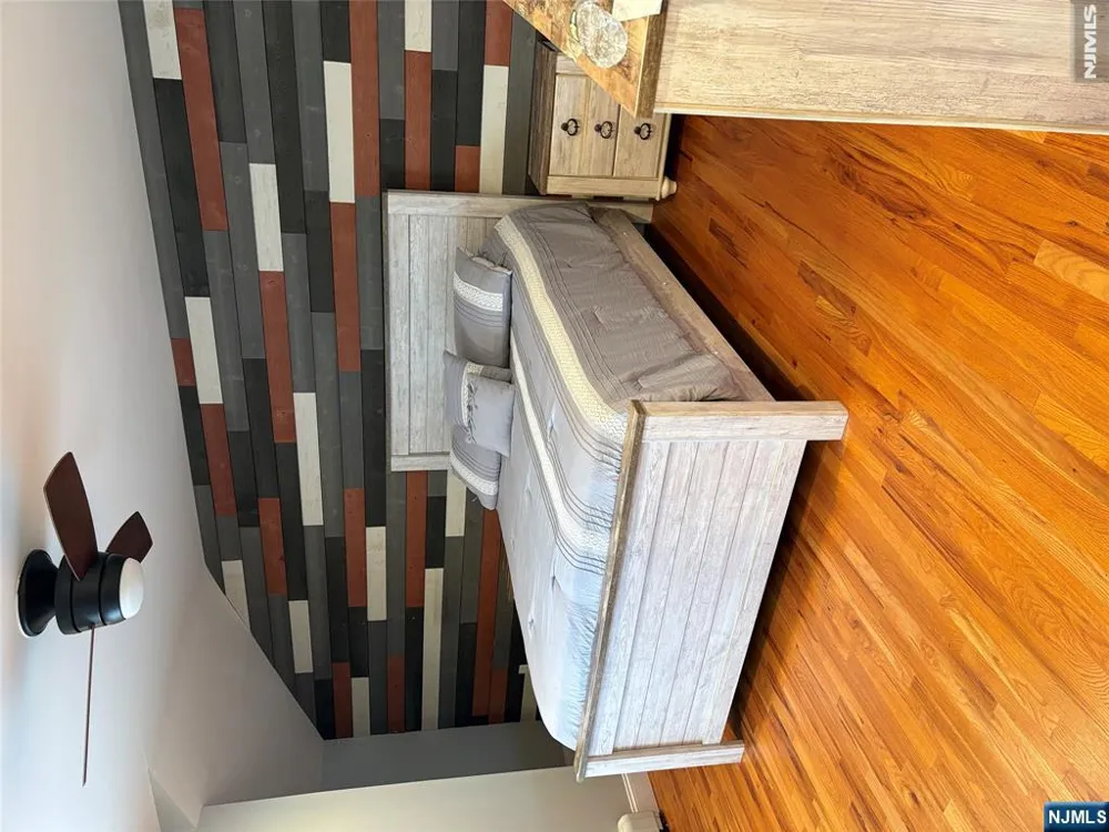 52 Knox T Wayne, NJ 07470
