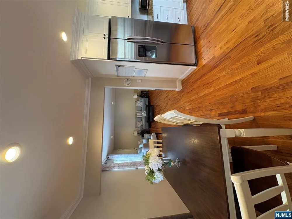 52 Knox T Wayne, NJ 07470
