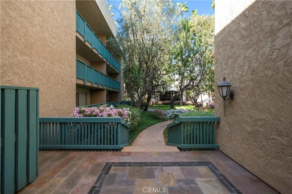 436 Bellflower Boulevard #312 Long Beach, CA 90814