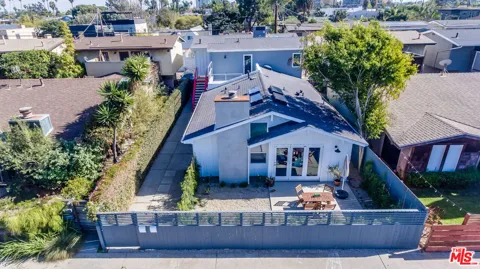 610 Victoria Avenue #B