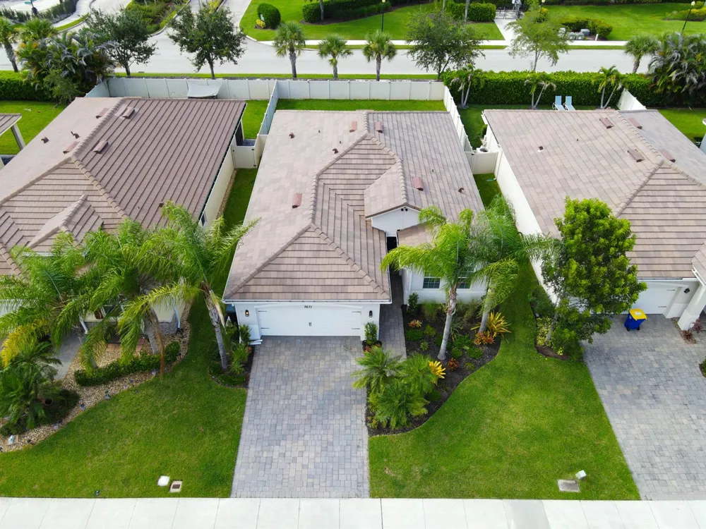 7671 SW Harbor Cove Drive Stuart, FL 34997