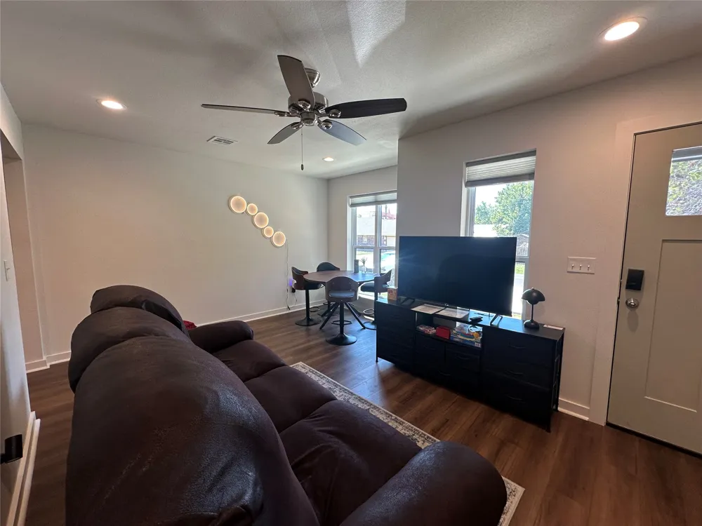 805 Ridgeway Street #B Sapulpa, OK 74066