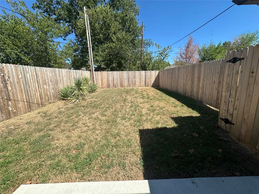 805 Ridgeway Street #B Sapulpa, OK 74066