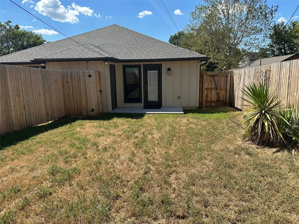 805 Ridgeway Street #B Sapulpa, OK 74066