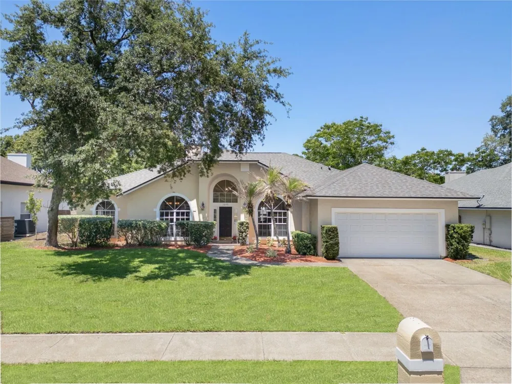 1045 ABBOTSFORD COURT Oviedo, FL 32765