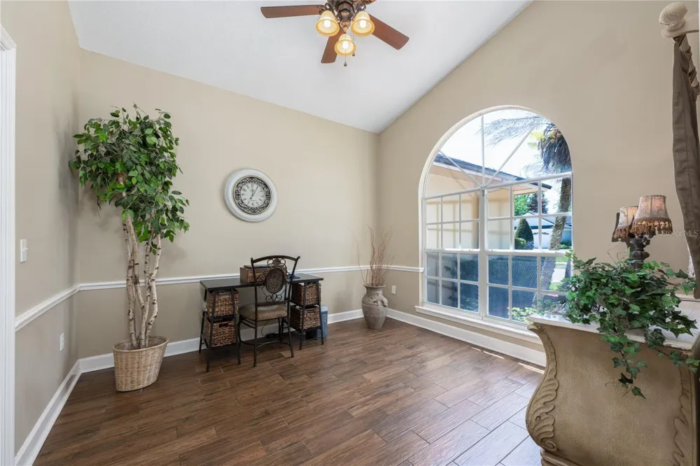 1045 ABBOTSFORD COURT Oviedo, FL 32765