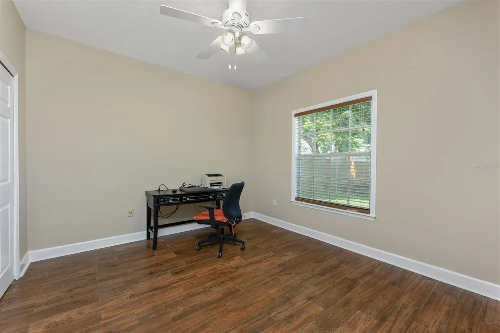 1045 ABBOTSFORD COURT Oviedo, FL 32765