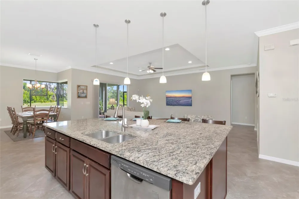 16607 2ND AVENUE E Bradenton, FL 34212