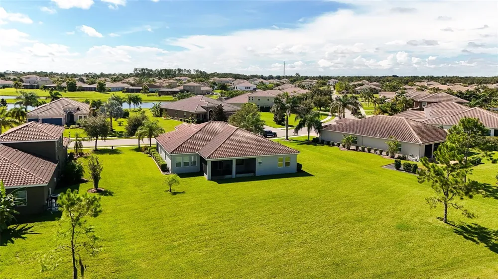 16607 2ND AVENUE E Bradenton, FL 34212
