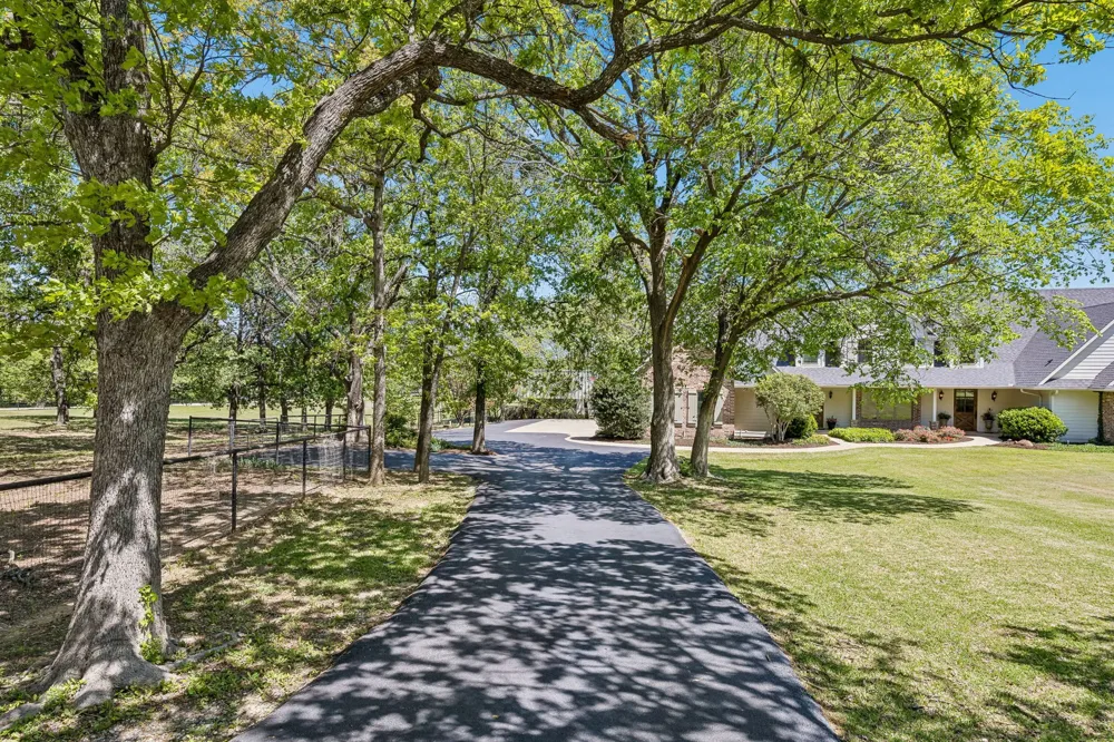 111 Stonecrest Road Argyle, TX 76226