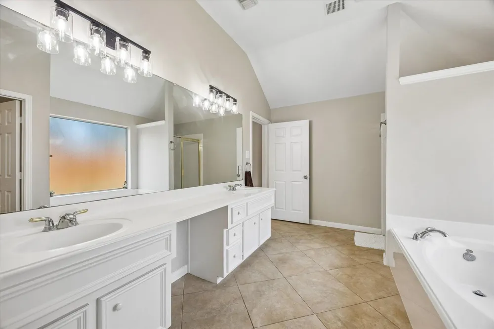 3214 Waters Edge Drive Manvel, TX 77578