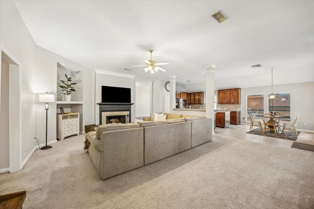 3214 Waters Edge Drive Manvel, TX 77578