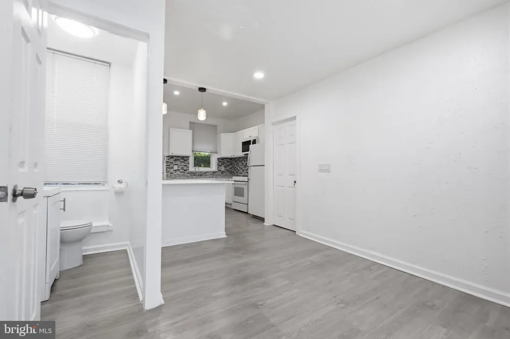 4023 9TH STREET Philadelphia, PA 19140