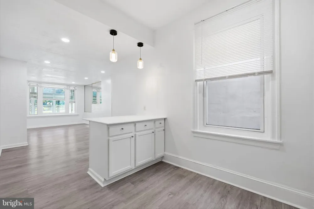 4023 9TH STREET Philadelphia, PA 19140