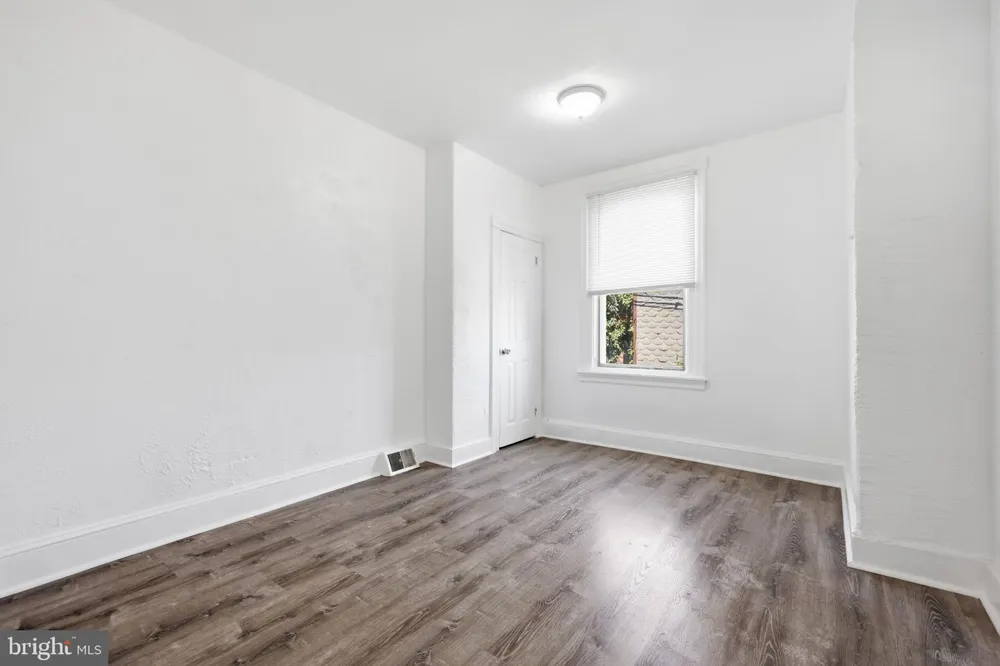 4023 9TH STREET Philadelphia, PA 19140