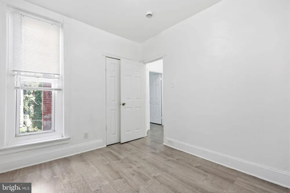 4023 9TH STREET Philadelphia, PA 19140