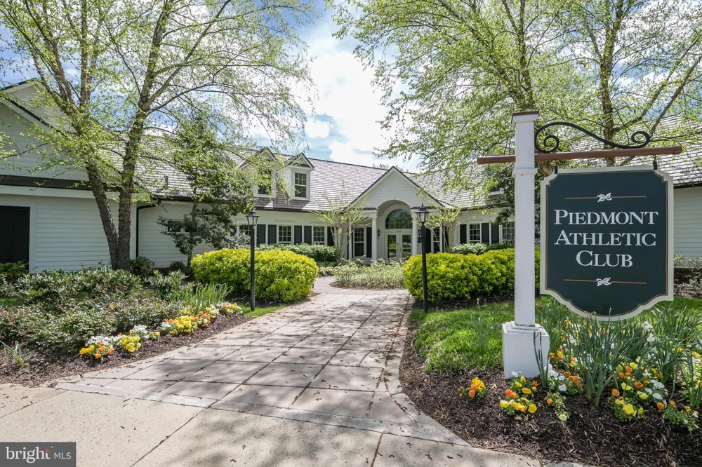 5905 FLYNNSBROOKE TERRACE Haymarket, VA 20169