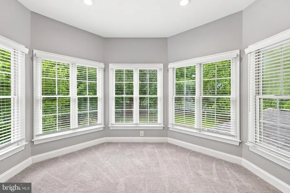 5905 FLYNNSBROOKE TERRACE Haymarket, VA 20169