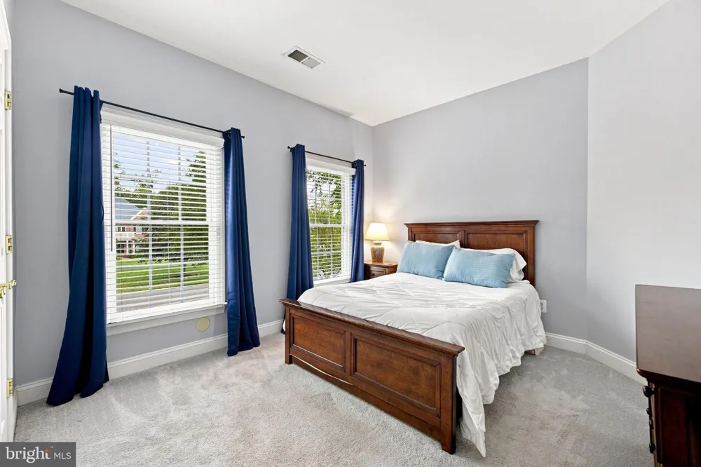 5905 FLYNNSBROOKE TERRACE Haymarket, VA 20169