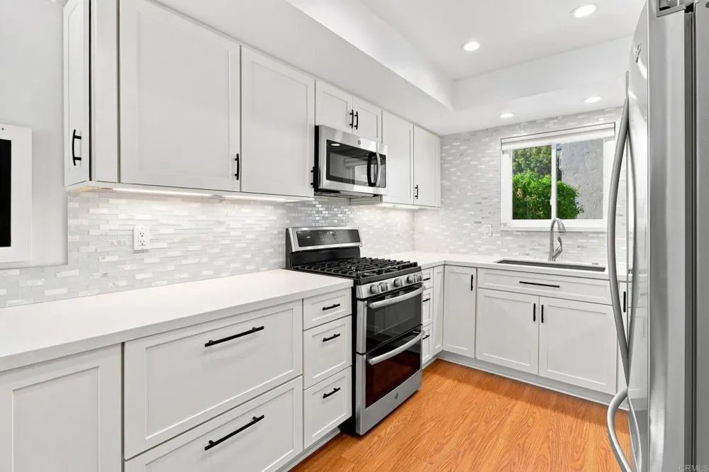 2112 E Vista Way #24 Vista, CA 92084