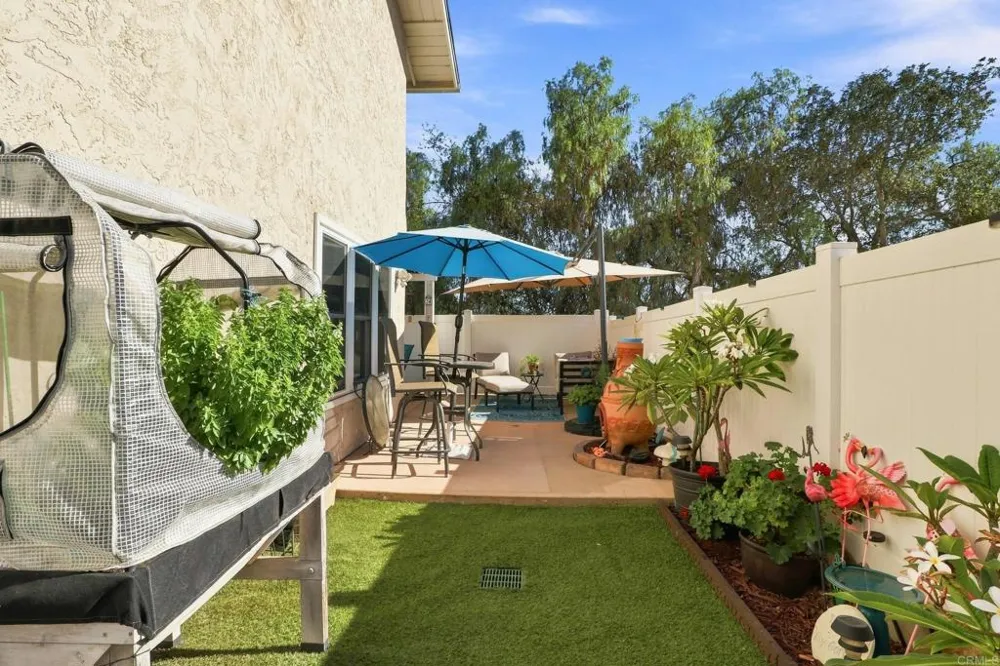 2112 E Vista Way #24 Vista, CA 92084