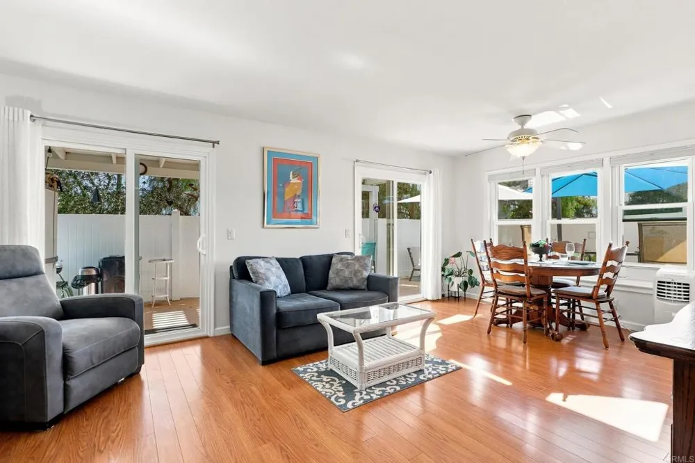 2112 E Vista Way #24 Vista, CA 92084