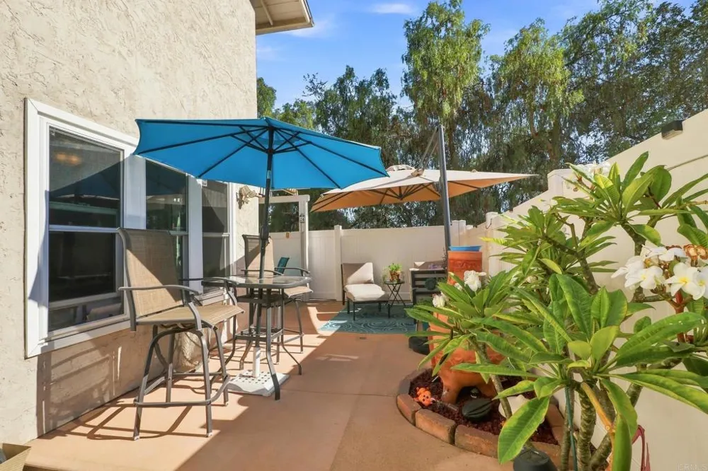 2112 E Vista Way #24 Vista, CA 92084