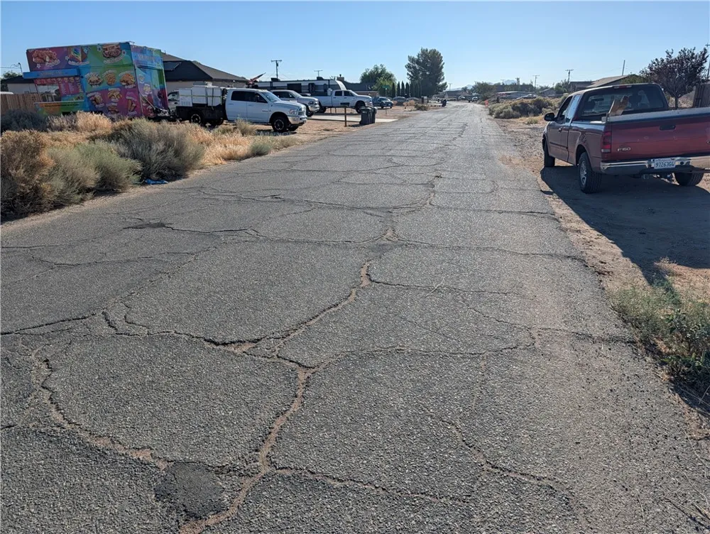 Ironwood Ave #4 California City, CA 93505