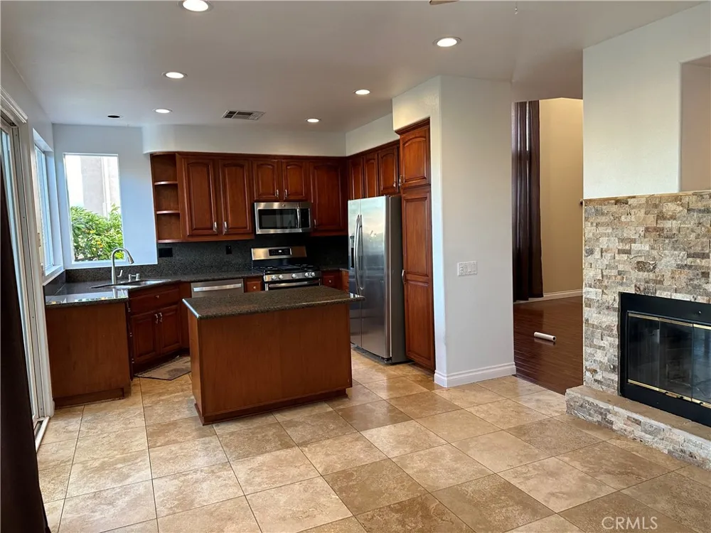 5383 Paseo Ricoso Camarillo, CA 93012