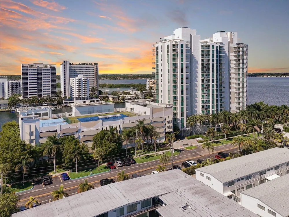 7930 East Dr #506 North Bay Village, FL 33141