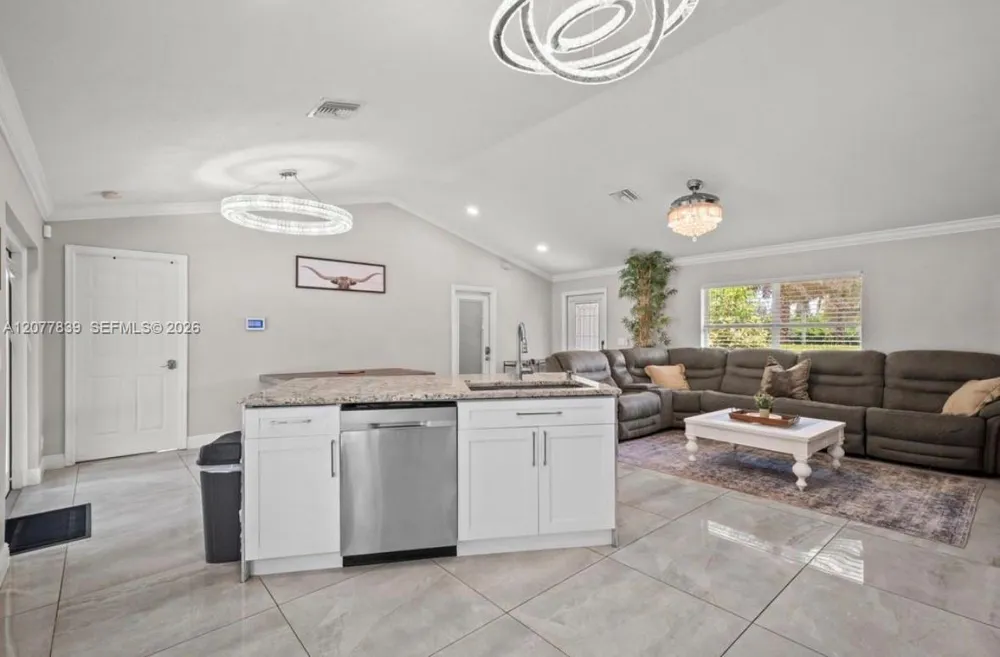 16857 90th St Loxahatchee, FL 33470