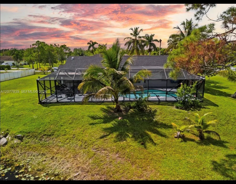16857 90th St Loxahatchee, FL 33470