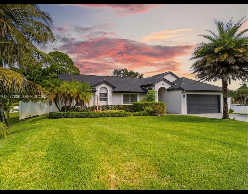 16857 90th St Loxahatchee, FL 33470