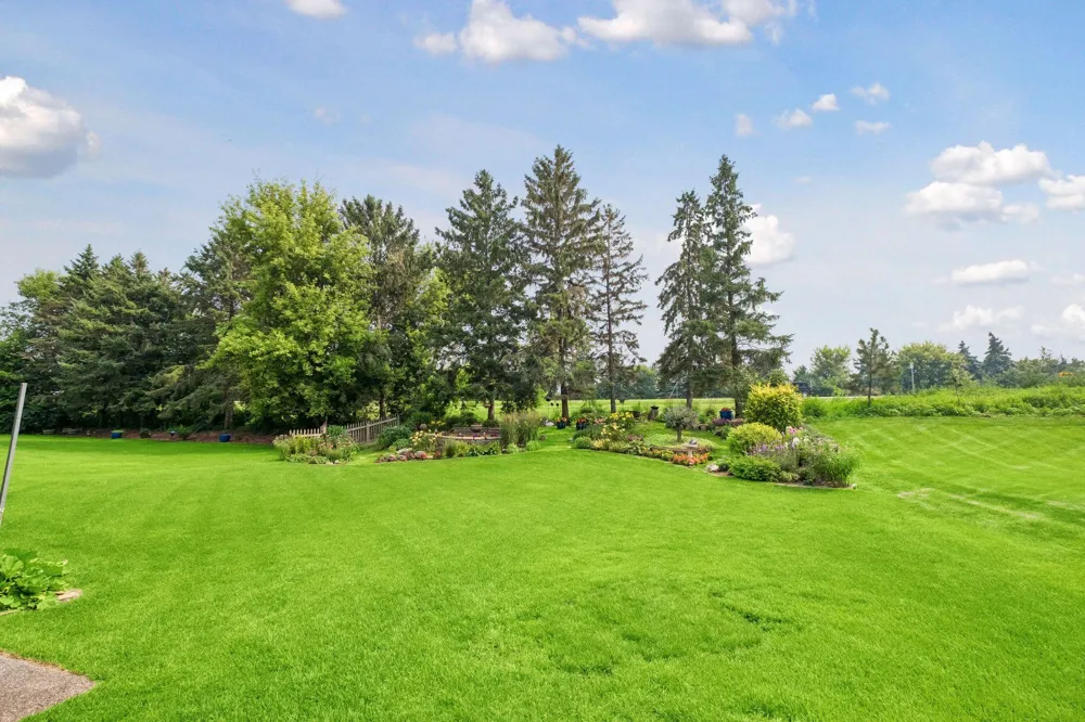 3963 Bailey Ridge Draw Woodbury, MN 55125